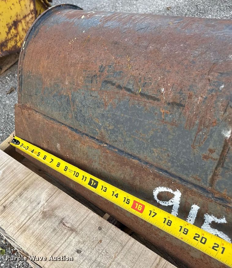 image for item EG8504 Caterpillar 46