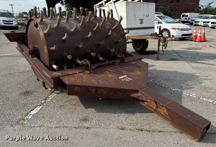 image for item EG8507 Sheepsfoot roller compactor