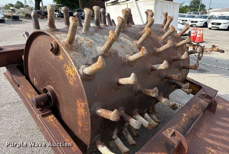 image for item EG8507 Sheepsfoot roller compactor