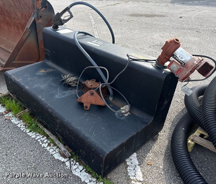 image for item EG8508 ProMaxx auxiliary fuel tank