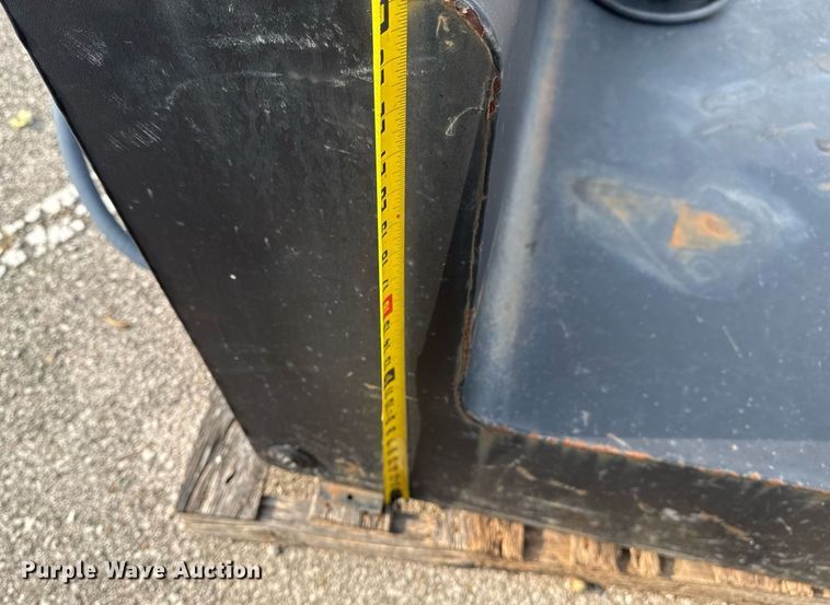 image for item EG8508 ProMaxx auxiliary fuel tank