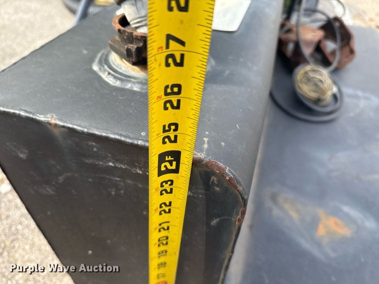 image for item EG8508 ProMaxx auxiliary fuel tank