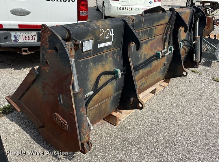 image for item EG8513 JRB 310SG four-in-one bucket