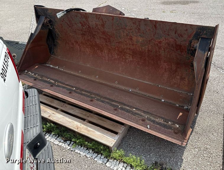 image for item EG8513 JRB 310SG four-in-one bucket