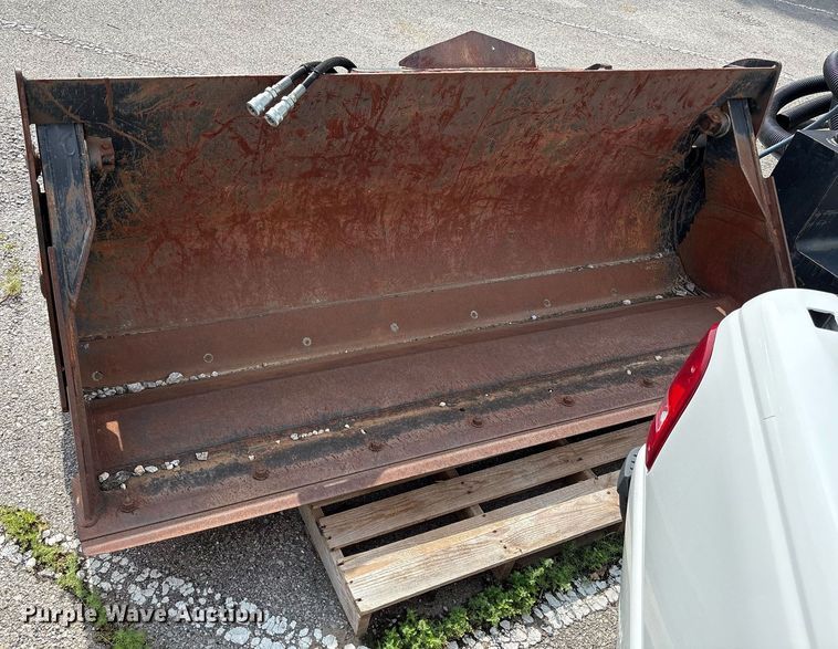 image for item EG8513 JRB 310SG four-in-one bucket