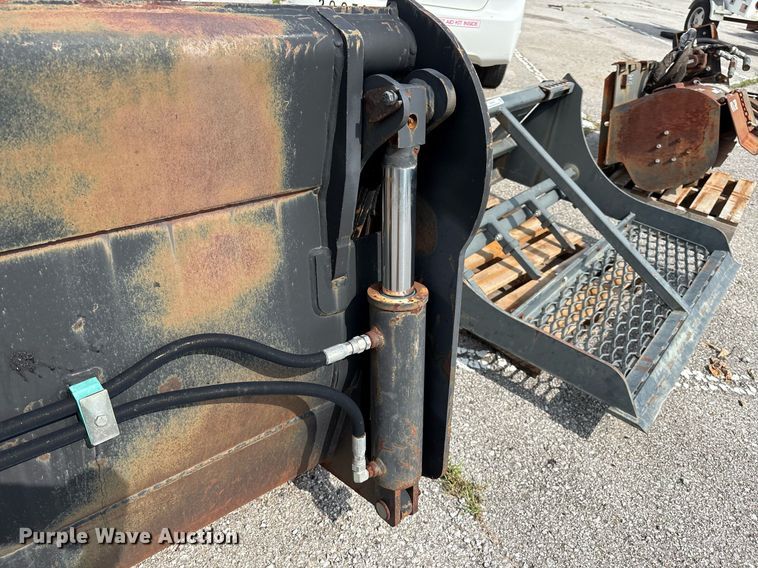 image for item EG8513 JRB 310SG four-in-one bucket