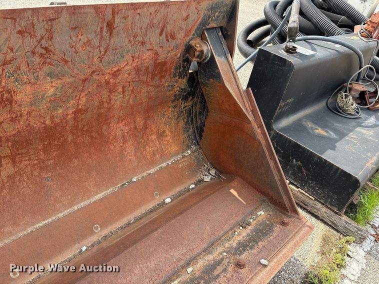 image for item EG8513 JRB 310SG four-in-one bucket