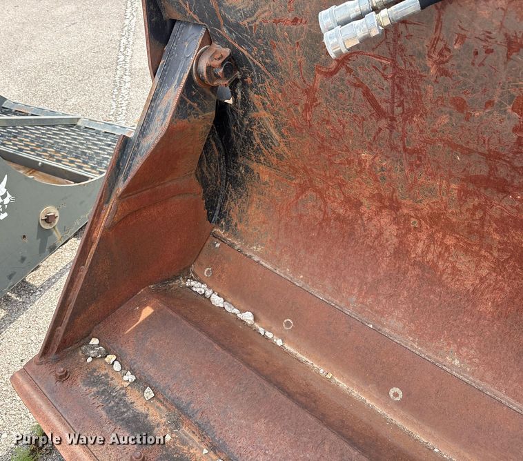 image for item EG8513 JRB 310SG four-in-one bucket