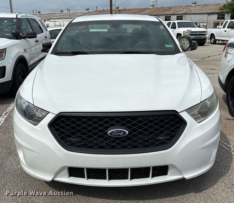 image for item EG8515 2016 Ford Taurus Police Interceptor 