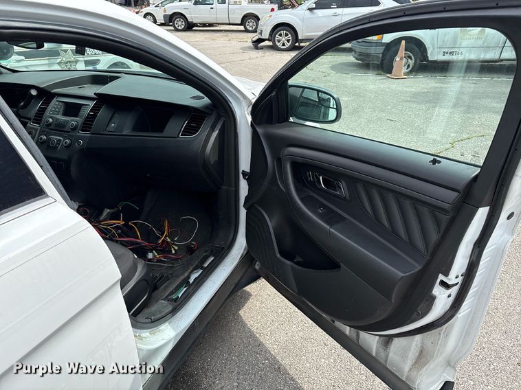 image for item EG8515 2016 Ford Taurus Police Interceptor 