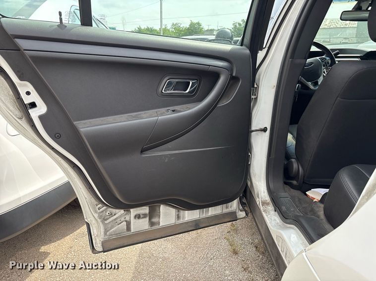 image for item EG8515 2016 Ford Taurus Police Interceptor 