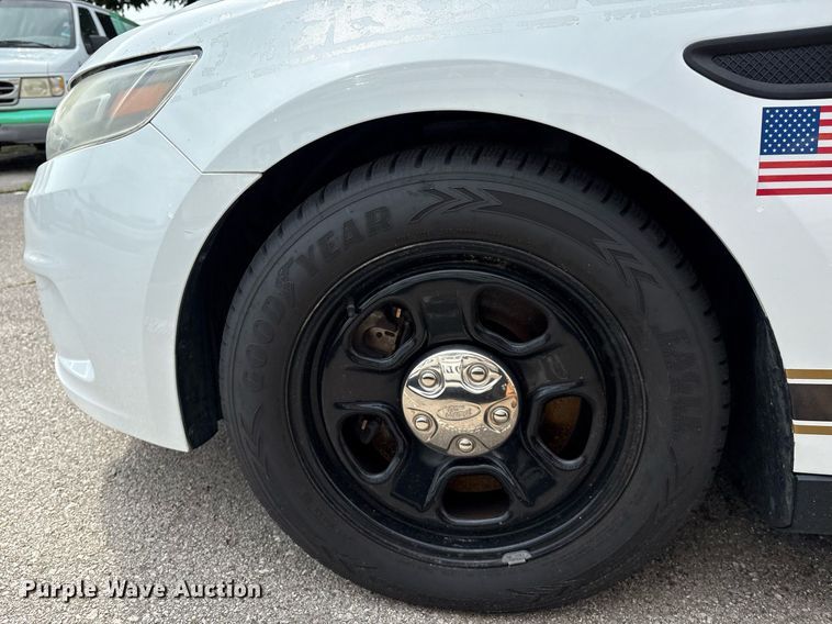 image for item EG8515 2016 Ford Taurus Police Interceptor 
