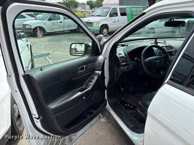 image for item EG8516 2017 Ford Explorer Police Interceptor SUV