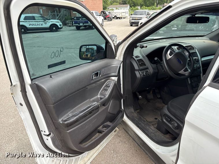 image for item EG8517 2015 Ford Explorer Police Interceptor SUV