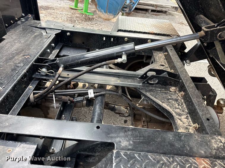 image for item EG8519 2012 Cushman Turf-Truckster utility vehicle