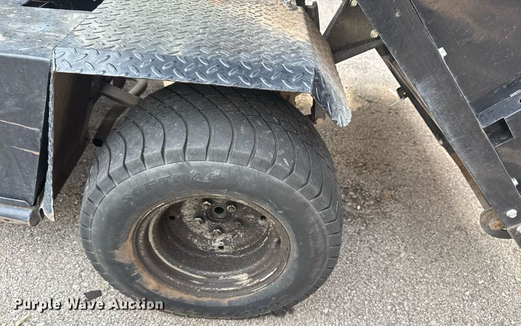 image for item EG8519 2012 Cushman Turf-Truckster utility vehicle