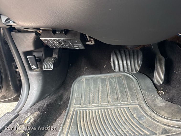 image for item EG8521 2011 Ford Crown Victoria Police Interceptor 