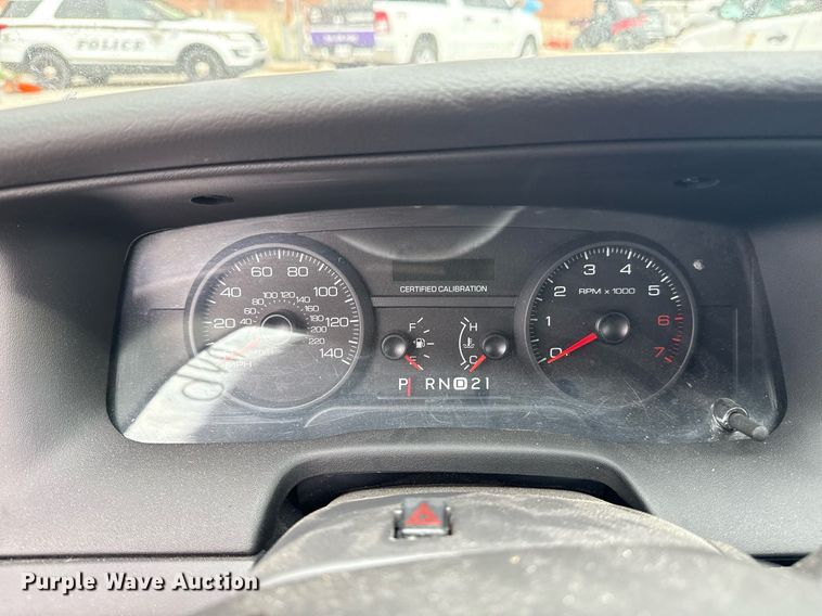 image for item EG8521 2011 Ford Crown Victoria Police Interceptor 