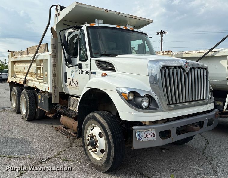 image for item EG8522 2011 International 7400 dump truck