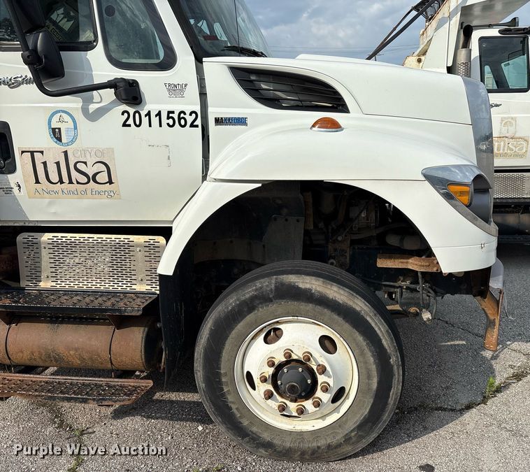 image for item EG8522 2011 International 7400 dump truck