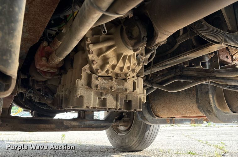 image for item EG8522 2011 International 7400 dump truck