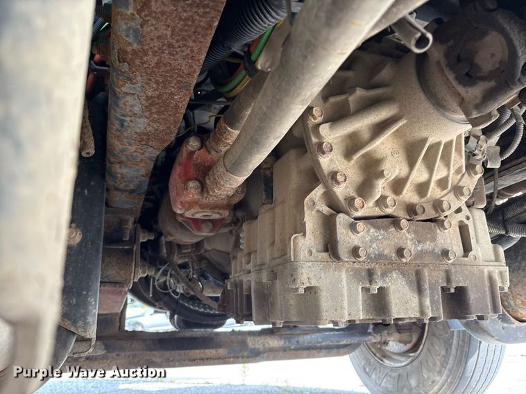 image for item EG8522 2011 International 7400 dump truck