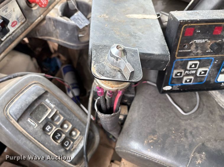 image for item EG8522 2011 International 7400 dump truck