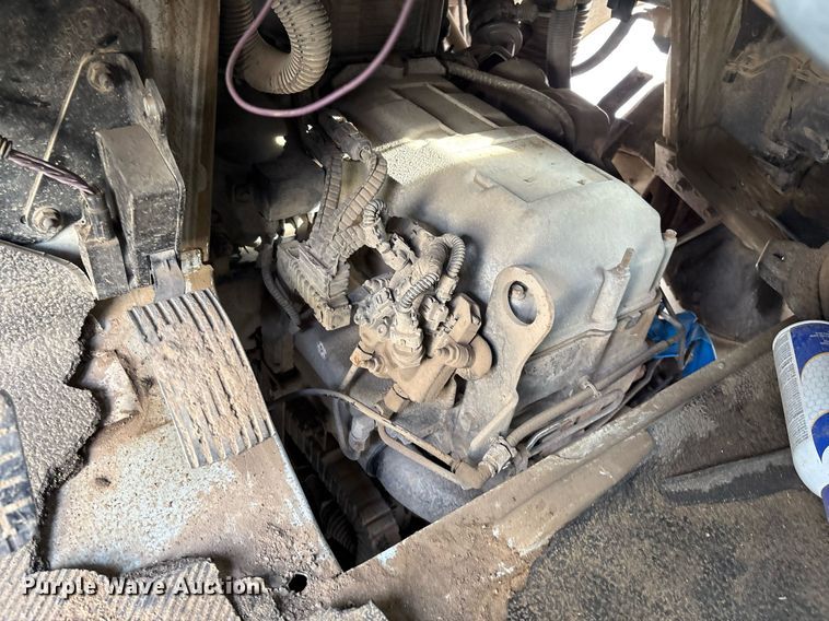 image for item EG8522 2011 International 7400 dump truck