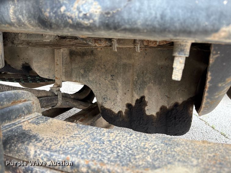 image for item EG8522 2011 International 7400 dump truck