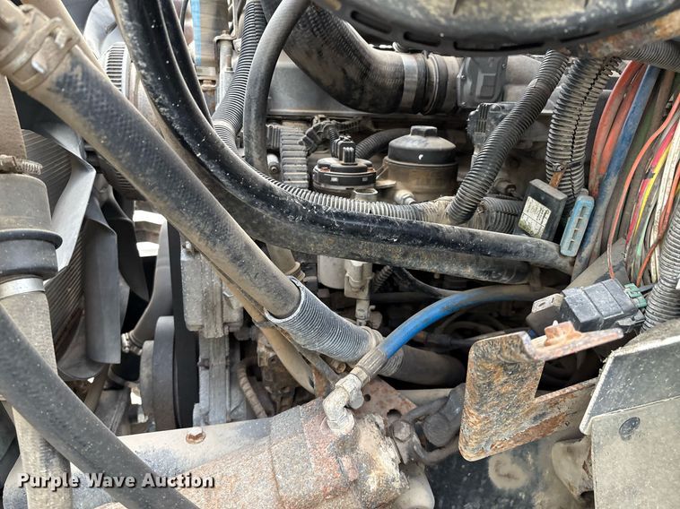 image for item EG8522 2011 International 7400 dump truck