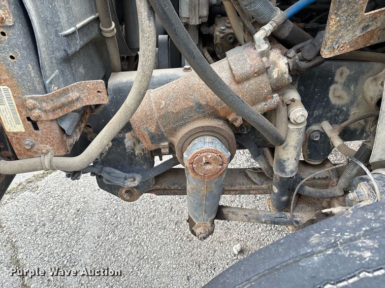 image for item EG8522 2011 International 7400 dump truck