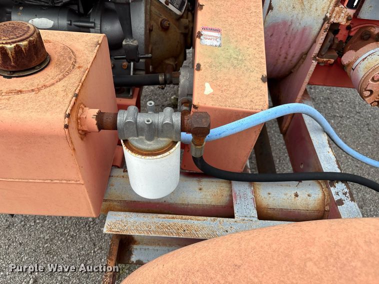 image for item EG8524 1995 Graverly Pro Chip 395 wood chipper