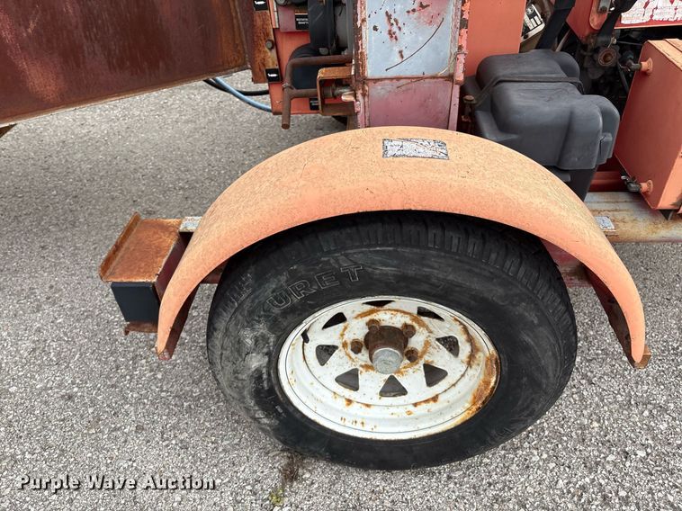 image for item EG8524 1995 Graverly Pro Chip 395 wood chipper