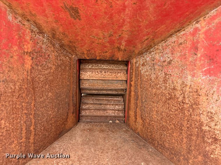 image for item EG8524 1995 Graverly Pro Chip 395 wood chipper