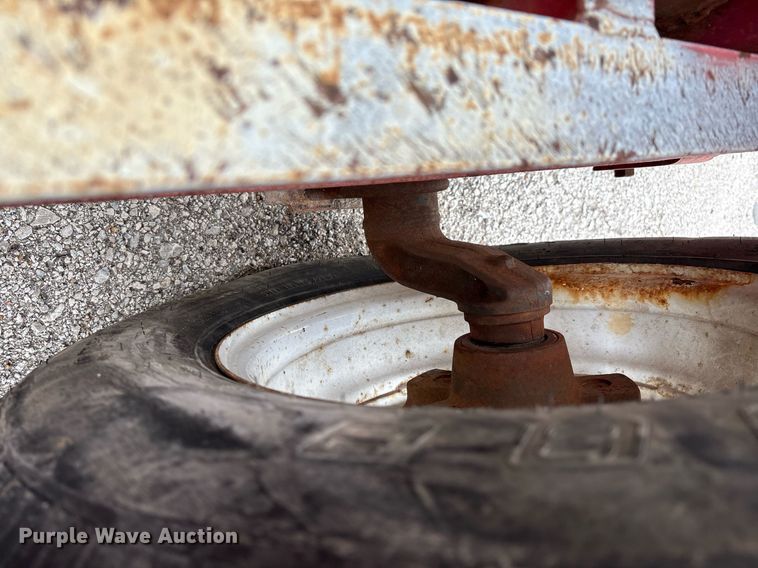 image for item EG8524 1995 Graverly Pro Chip 395 wood chipper