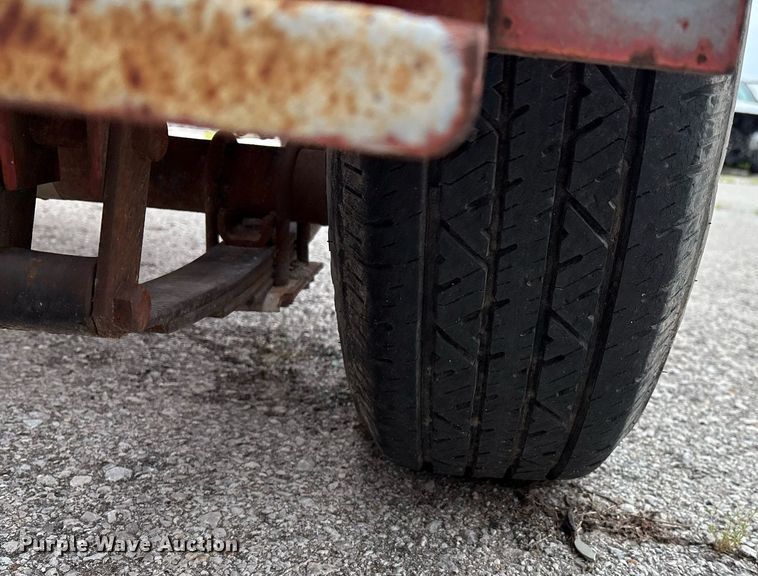 image for item EG8524 1995 Graverly Pro Chip 395 wood chipper