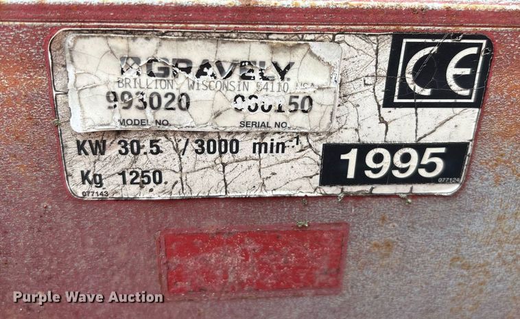 image for item EG8524 1995 Graverly Pro Chip 395 wood chipper