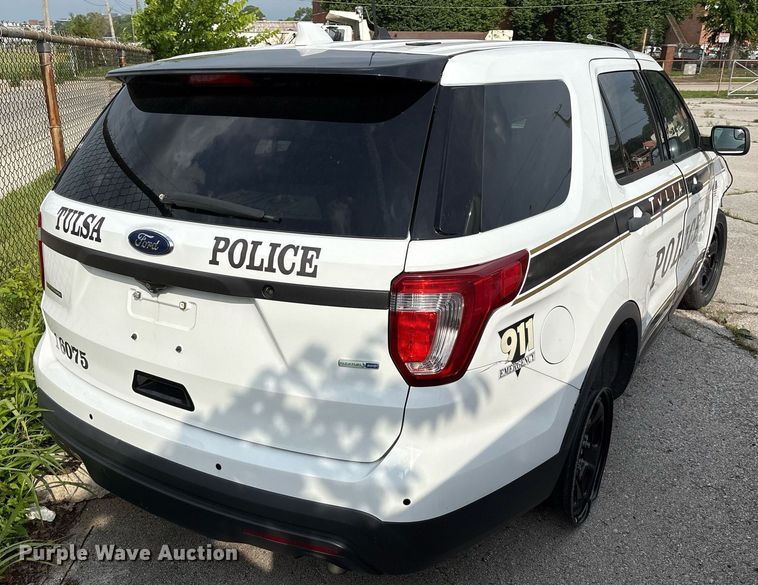 image for item EG8525 2016 Ford Explorer Police Interceptor SUV