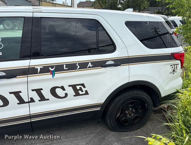 image for item EG8525 2016 Ford Explorer Police Interceptor SUV