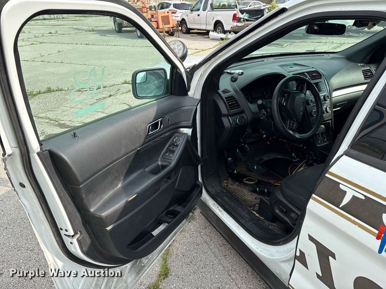 image for item EG8525 2016 Ford Explorer Police Interceptor SUV