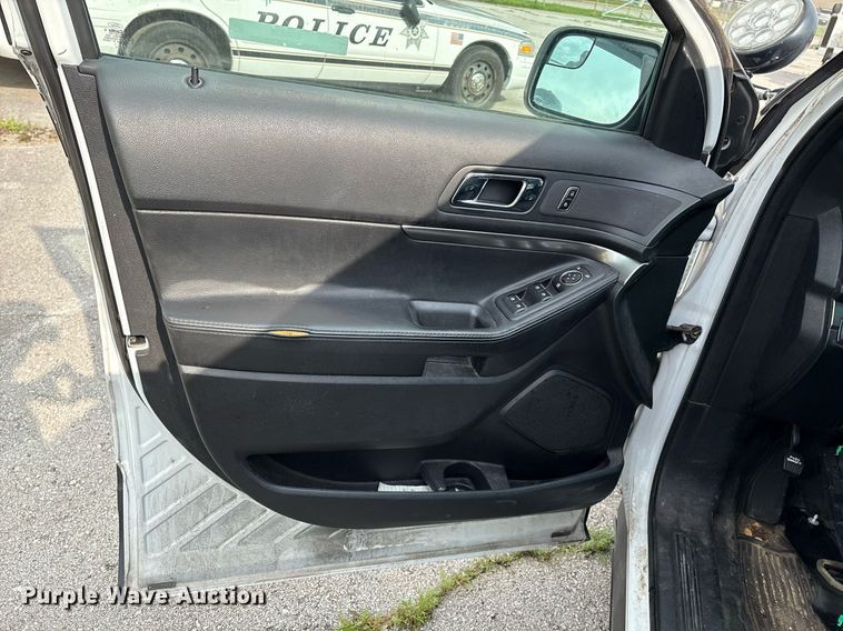 image for item EG8525 2016 Ford Explorer Police Interceptor SUV