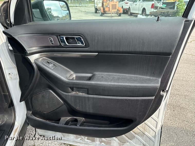 image for item EG8525 2016 Ford Explorer Police Interceptor SUV