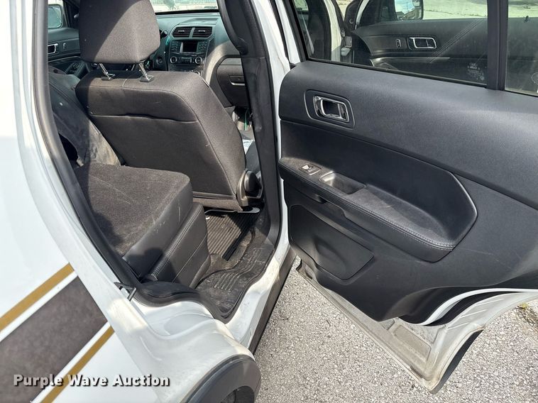 image for item EG8525 2016 Ford Explorer Police Interceptor SUV