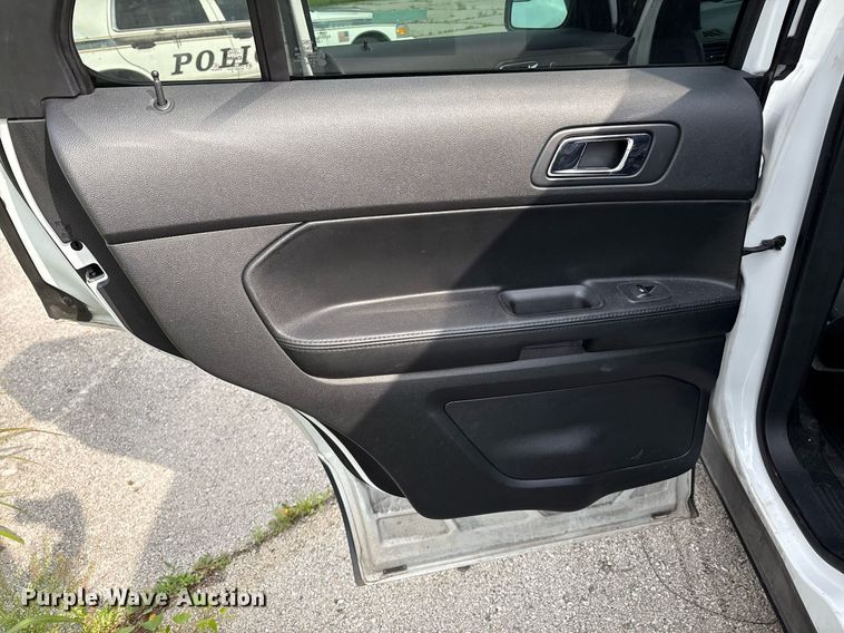 image for item EG8525 2016 Ford Explorer Police Interceptor SUV