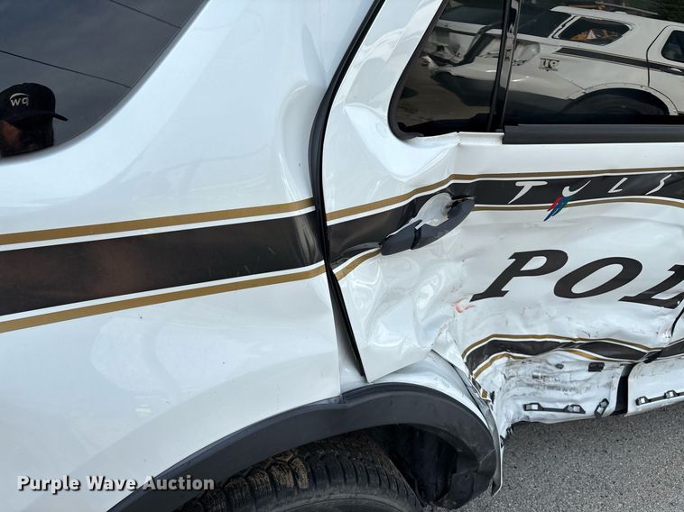 image for item EG8526 2016 Ford Explorer Police Interceptor SUV