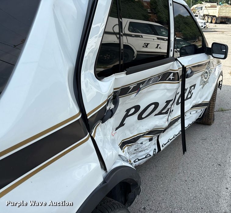 image for item EG8526 2016 Ford Explorer Police Interceptor SUV