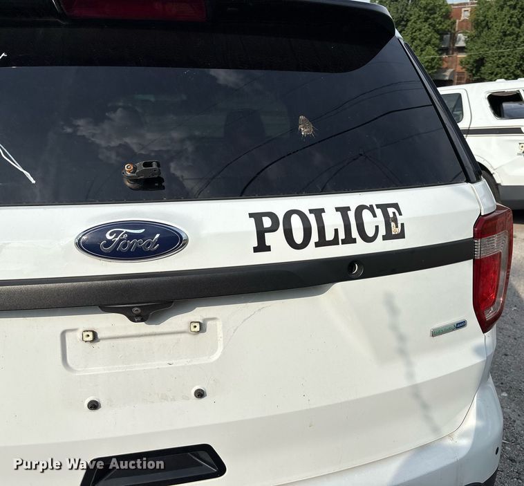 image for item EG8526 2016 Ford Explorer Police Interceptor SUV