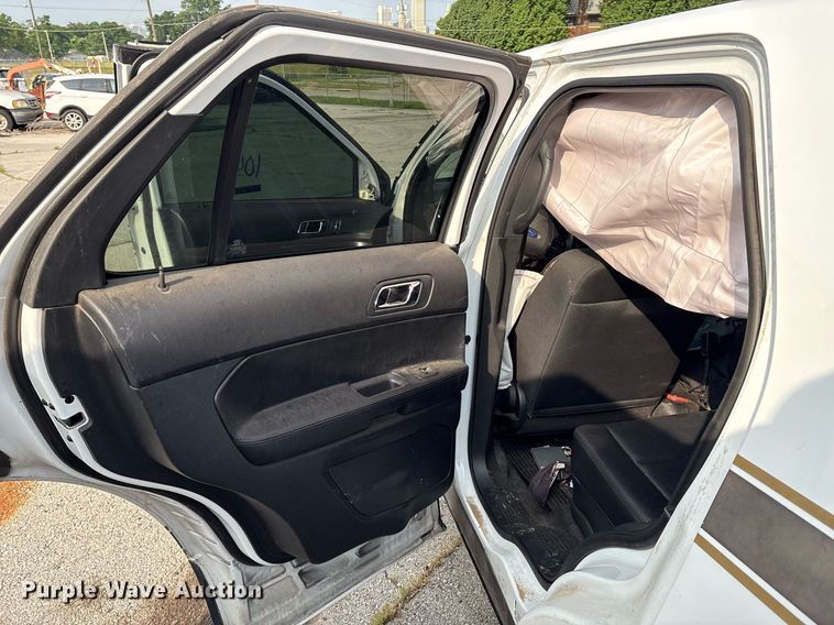 image for item EG8526 2016 Ford Explorer Police Interceptor SUV