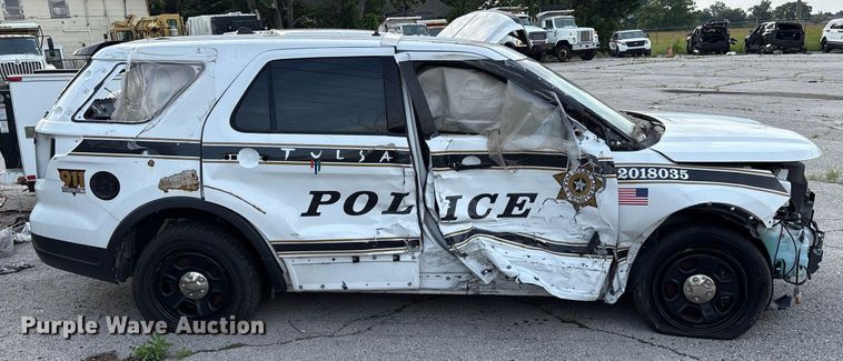 image for item EG8527 2017 Ford Explorer Police Interceptor SUV