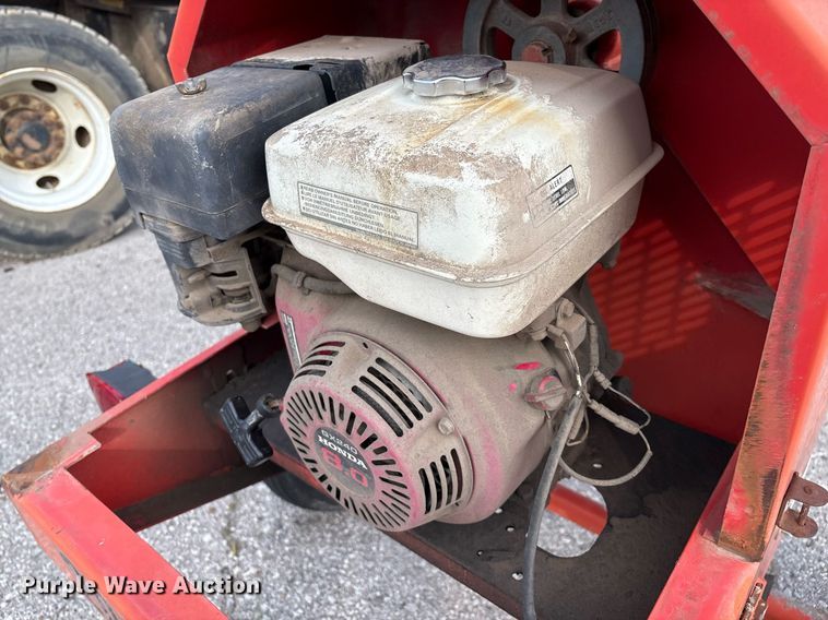 image for item EG8529 2003 Multiquip MC-92 concrete mixer